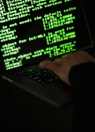 pexels-sora-shimazaki-5935787